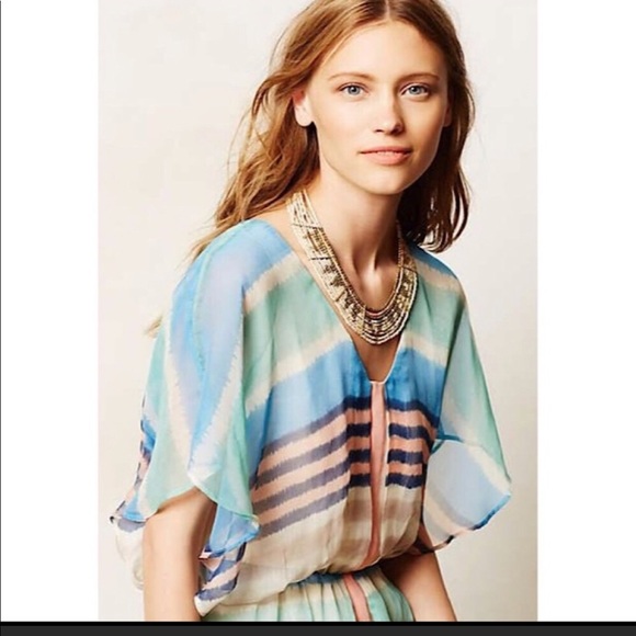 Anthropologie Jewelry - Anthropologie Impressive details on this necklace